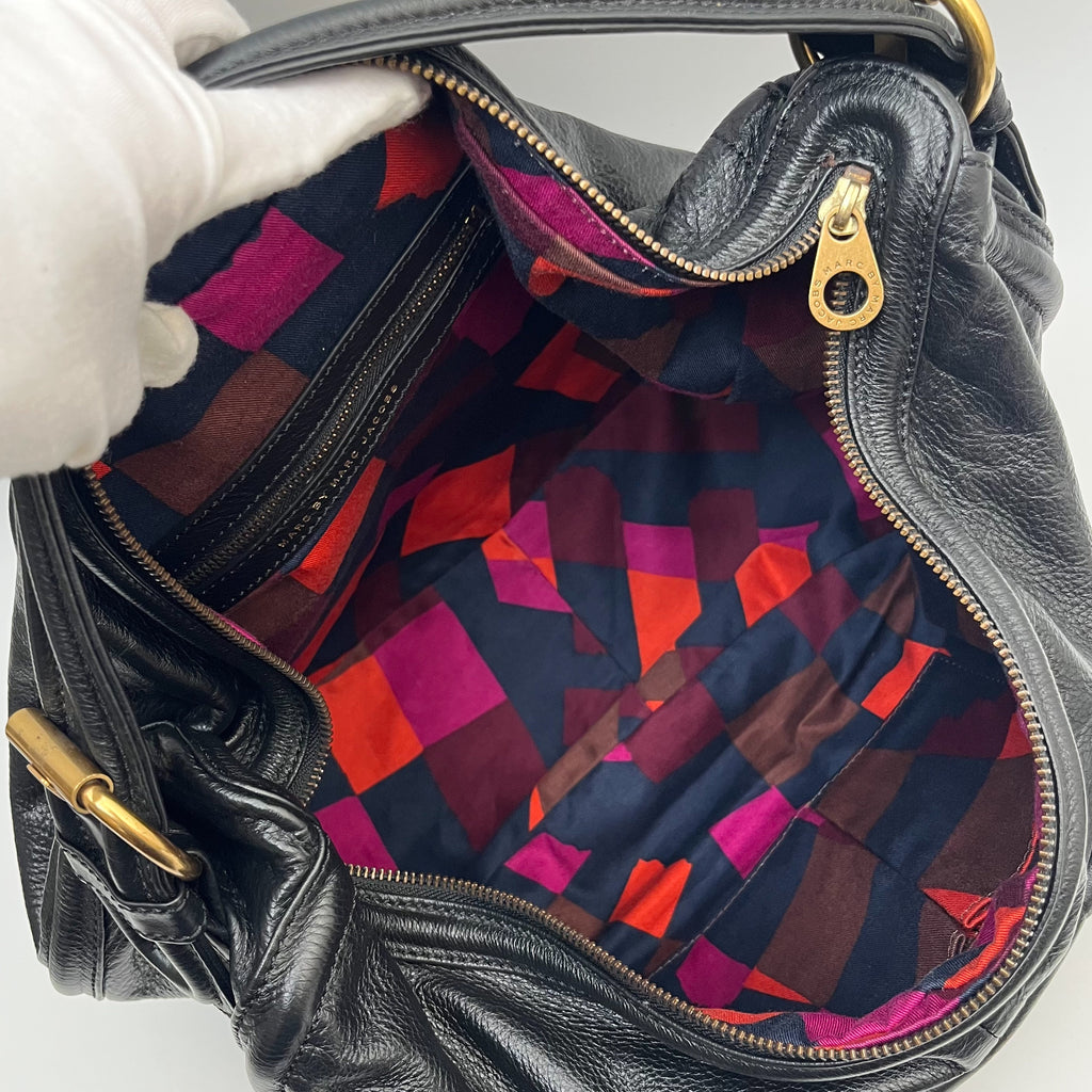MARC BY MARC JACOBS Hobo Shoulder Bag Leather Black Gold Padlock Y2K Authentic