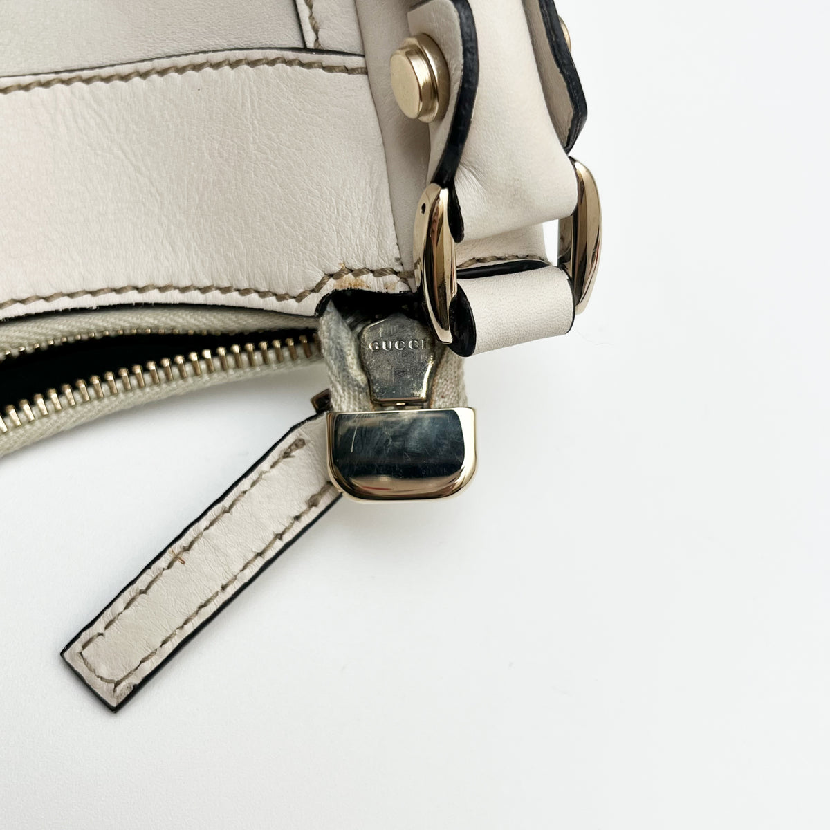 GUCCI 190525 Abbey Hobo Shoulder Bag White Leather Vintage Authentic From Japan