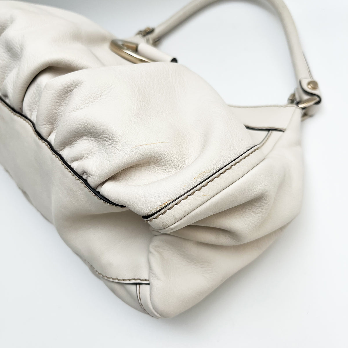 GUCCI 190525 Abbey Hobo Shoulder Bag White Leather Vintage Authentic From Japan